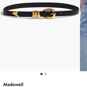 Madewell
Chunky Metal
Leather Belt
